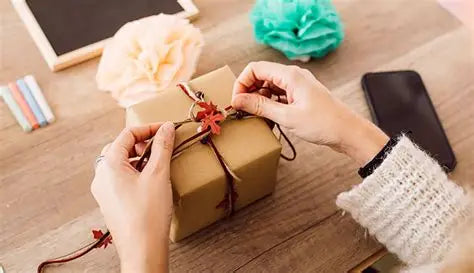 The Ultimate 2025 Gift Guide: Thoughtful, Trendy, and Totally Personal