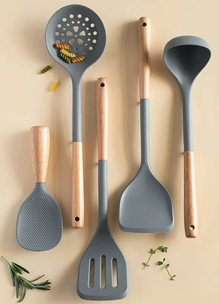 NEW Silicone Spatula Non Stick Pan Wooden Handle Silicone Vegetable Heat-resistant Silicone Cooking Spatula Spoon Kitchen tool