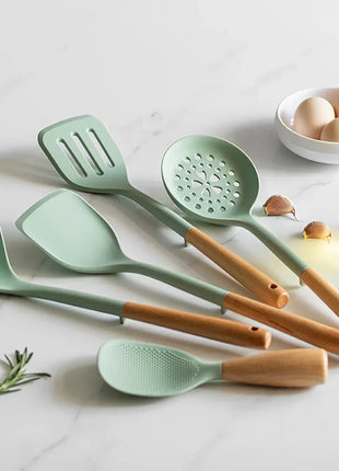 NEW Silicone Spatula Non Stick Pan Wooden Handle Silicone Vegetable Heat-resistant Silicone Cooking Spatula Spoon Kitchen tool