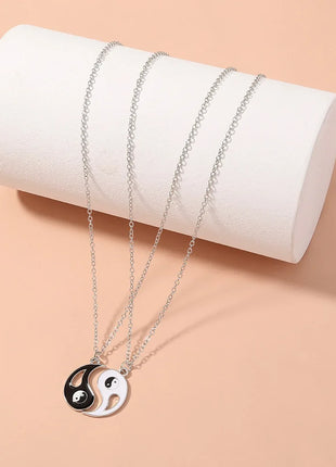 2Pcs Tai Chi Yin Yang Couple Necklaces Set Pendant Silver Color Chain Matching Lover Choker Friend Friendship Gift Adjustable