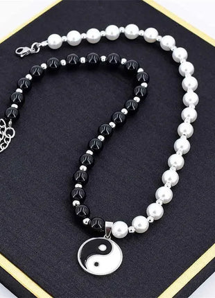 Black White Taoism Yin Yang Round Charm Beaded Faux Pearl Tai Chi Choker Necklace for Men Women Protection Lucky Jewelry Gifts