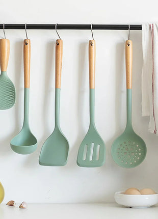 NEW Silicone Spatula Non Stick Pan Wooden Handle Silicone Vegetable Heat-resistant Silicone Cooking Spatula Spoon Kitchen tool